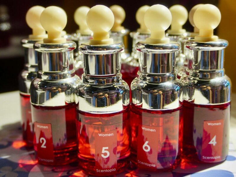 les-notes-de-tete-de-coeur-et-de-fond-expliquees-min